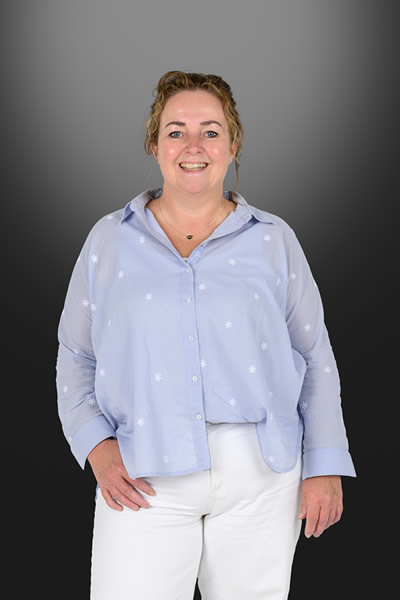 esther-steneker-financieel-medewerker